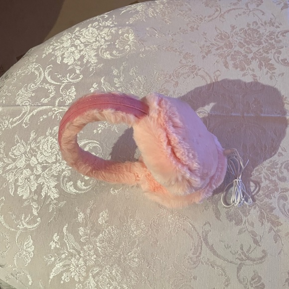 Cozy Pink WIRED Ear-Muffs BRAND NEW --NOT WIRELESS - Picture 5 of 8